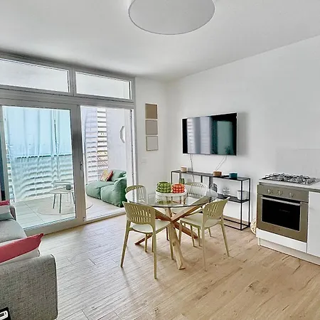 Aptments2 - Real Estate Solutions Apartment