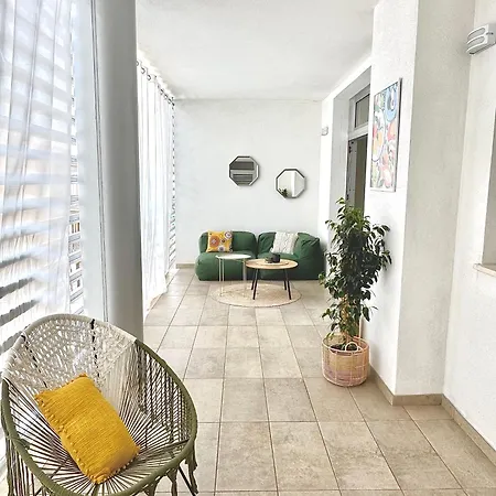 Apartment Aptments2 - Real Estate Solutions